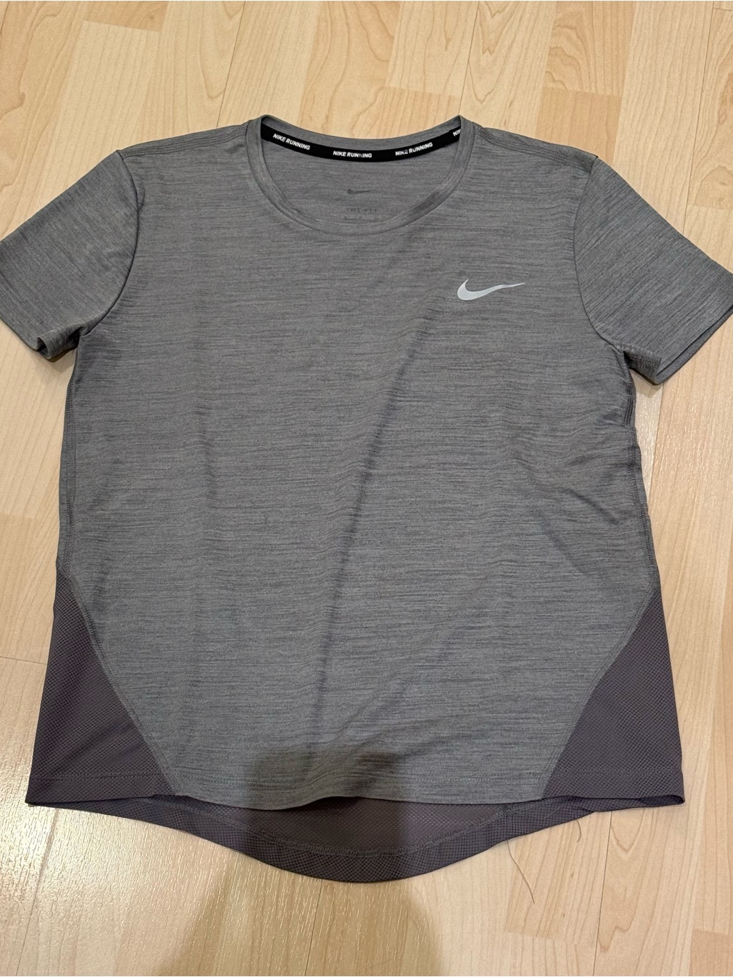 Nike Womens Shirt